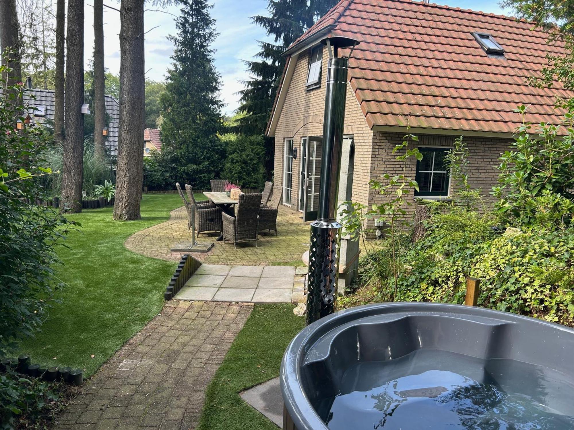 Vila Bosboerderij De Goudsberg Met Hottub In Tuin Lunteren Exteriér fotografie