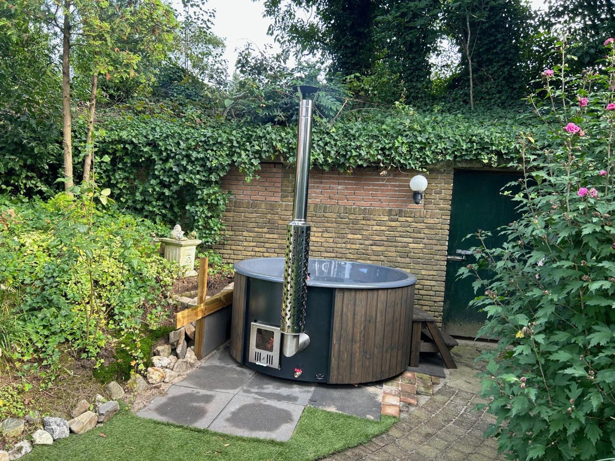 Vila Bosboerderij De Goudsberg Met Hottub In Tuin Lunteren Exteriér fotografie